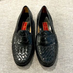 Cole Haan genuine leather shoes
